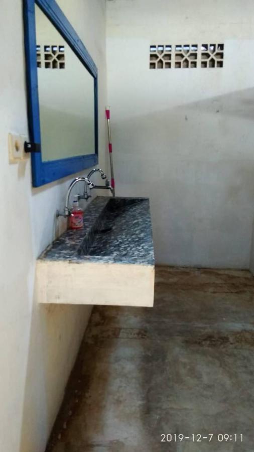 Pondok Sare Albergue Yogyakarta Exterior foto